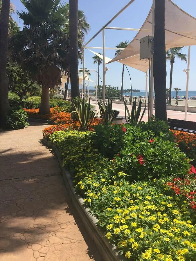 Vista Mar. Playa Cerca. Apartment Estepona Spain