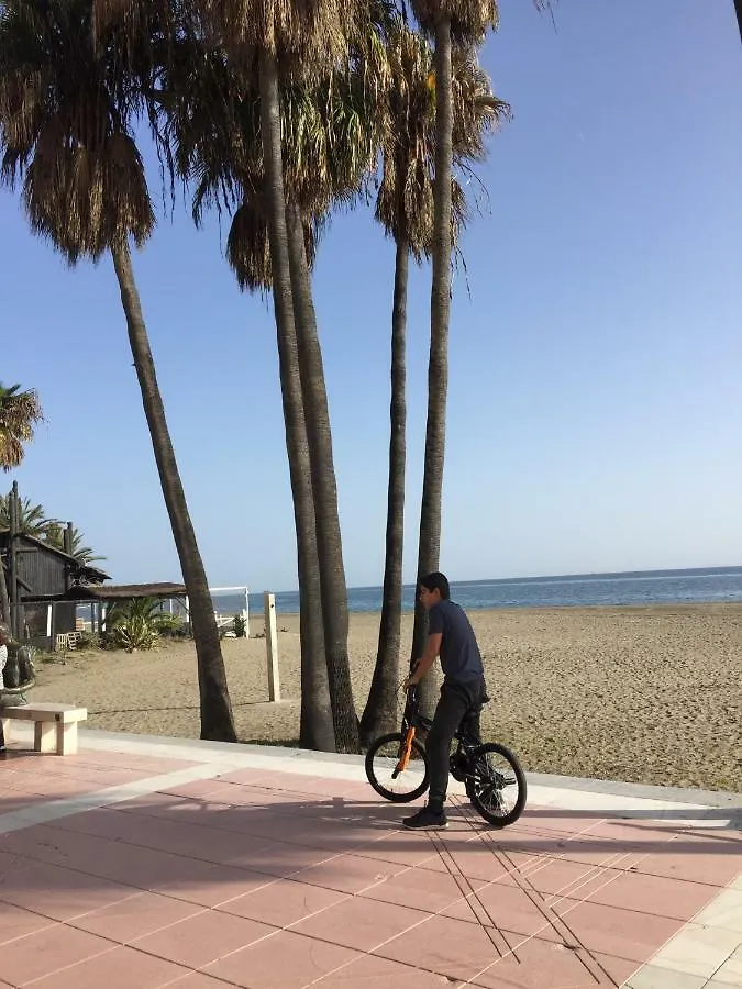 Vista Mar. Playa Cerca. Apartment Estepona